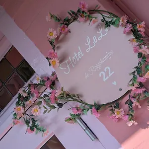 Lela Hotel