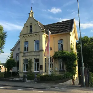 Diana Valkenburg aan de Geul